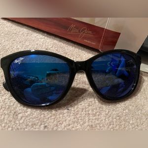COPY - Maui Jim Blue Hawaii CANNA in Black frame Sunglasses